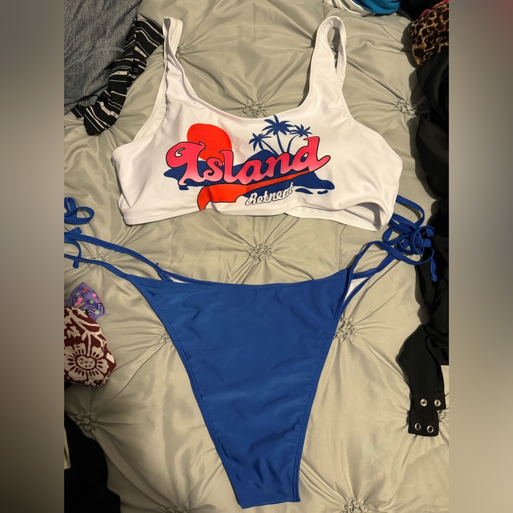 Super cute suit